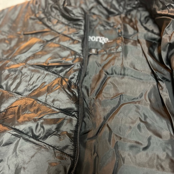 Wherever you go , keep easier jacket to carry ! - Picture 6 of 9